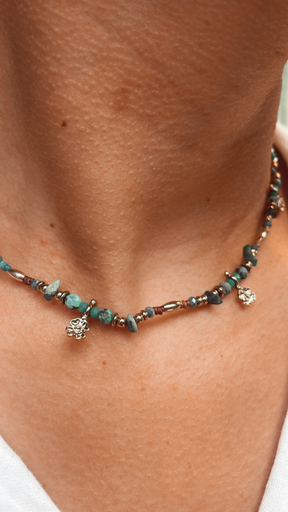Collier LYA bleu clair